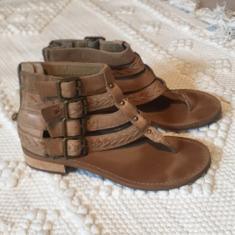Nude sandals